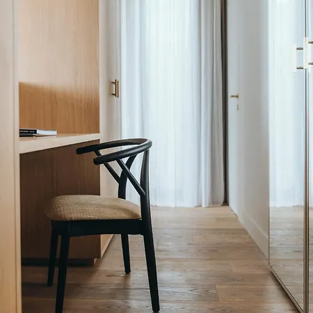 Maslina Stari Grad (Hvar)