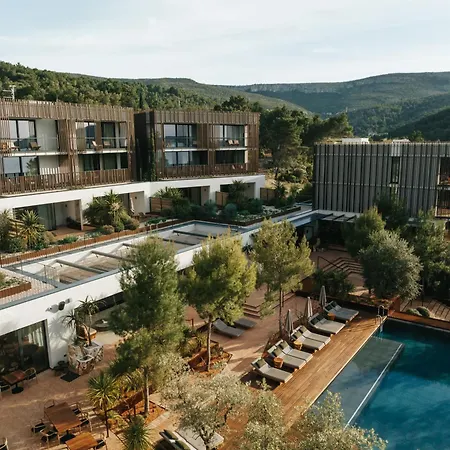 Hotel Maslina 5*
