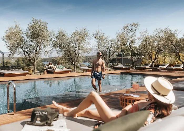 Maslina 5* Stari Grad (Hvar)